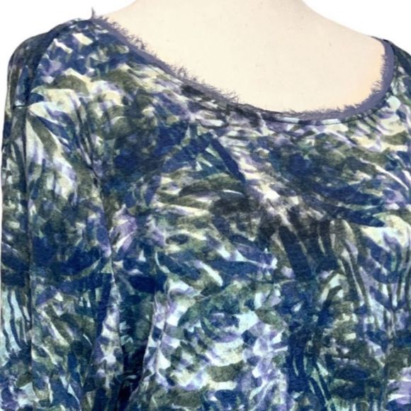 SIMPLY VERA TOP | ABSTRACT BLUE, BLACK, WHITE | RAW EDGE | CREW NECK | XL - Picture 6 of 8